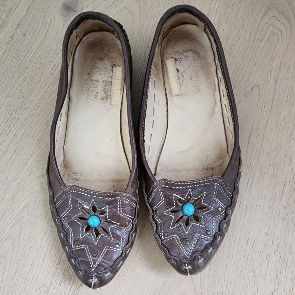 Browns size 7 brown leather moccasin flats